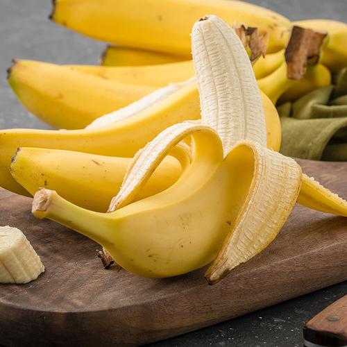 100 g的香蕉有多少(100g的香蕉有多少热量)