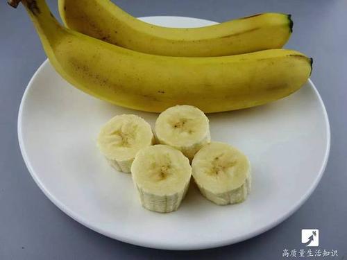 一根香蕉放多少碳水含量(一根香蕉放多少碳水含量好)